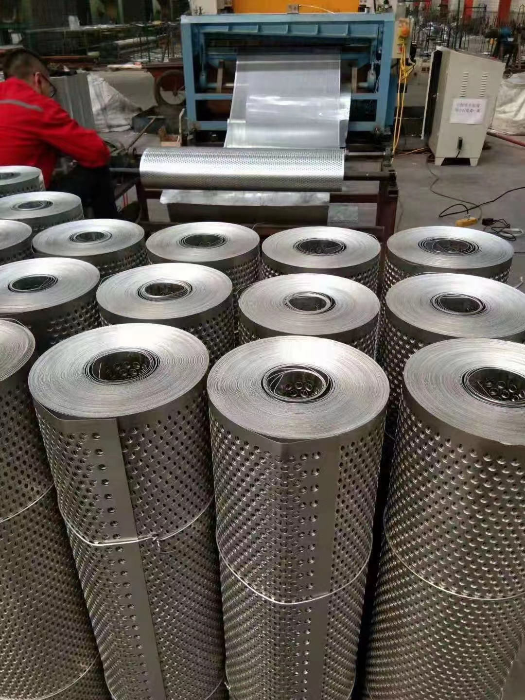 卷板冲孔网图片2